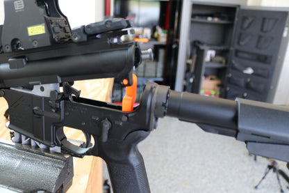 AR Upper/Lower Hold Open