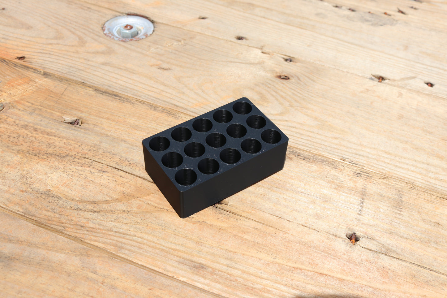 AA Battery Organizer (15 Capacity)