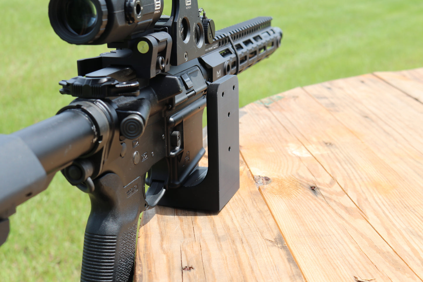 AR-15 Rifle Wall Mount